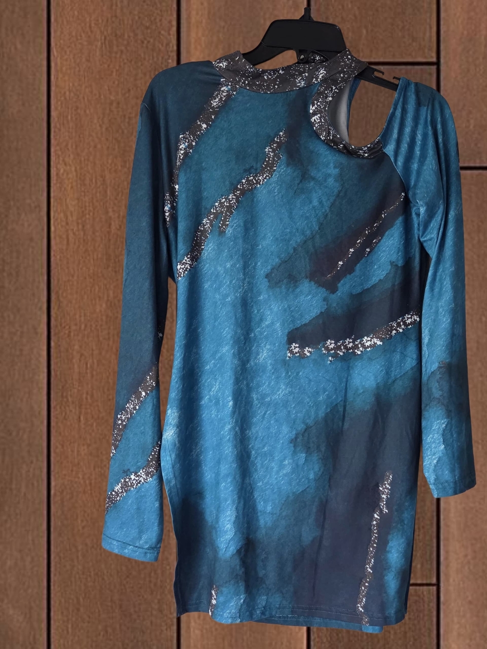 Blue Metallic-Accent Long Sleeve Cold Shoulder‎ Tunic - Women Sz. XL